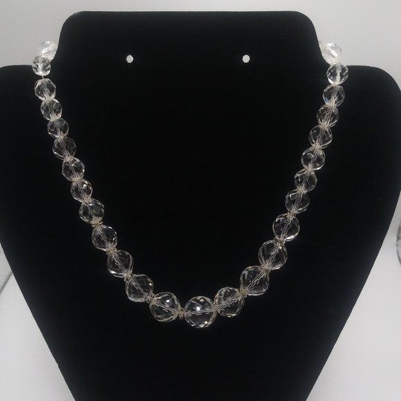 1930s Graduating Faceted Rock Crystal Choker - Picture 9 of 11